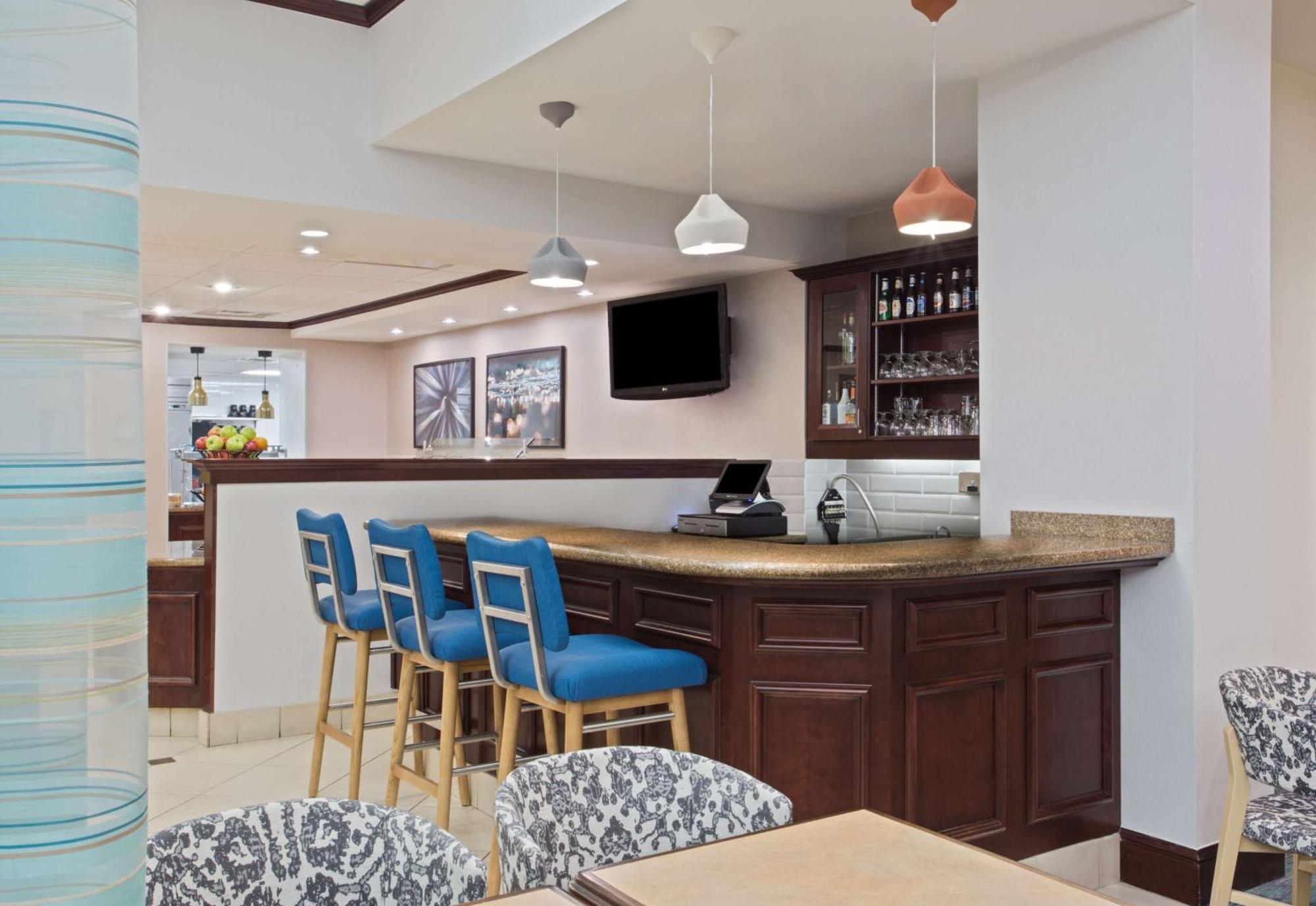 Hilton Garden Inn Annapolis Exterior photo