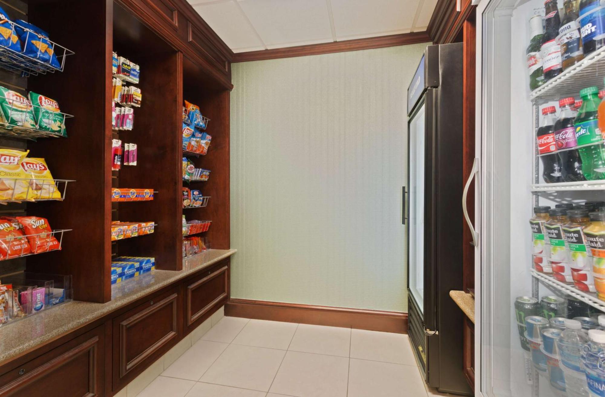 Hilton Garden Inn Annapolis Exterior photo